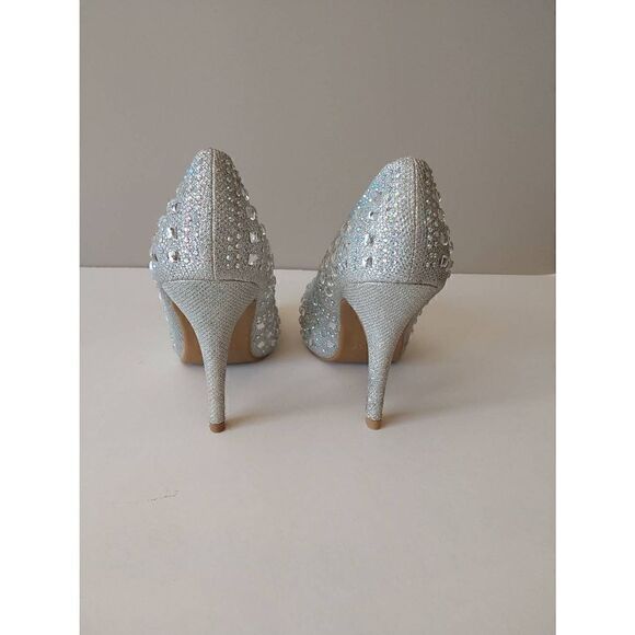Delicacy Studded Pumps Silver Sz 7 1/2 4 inch heel - Picture 7 of 10